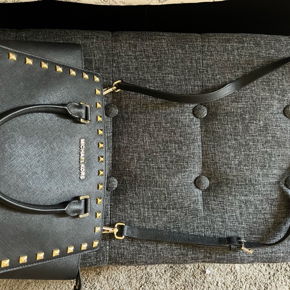 Michael Kors Selma Stud Bag - Picture 5 of 8